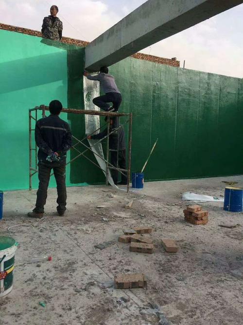 兴安针对老旧车间地面普遍存在的起砂、裂缝问题